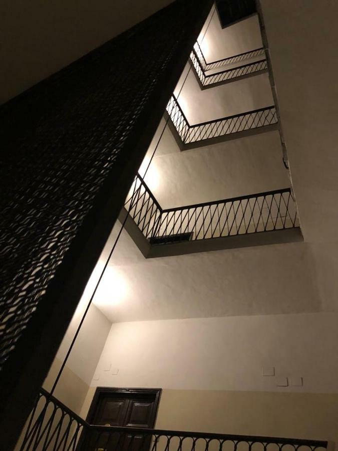 109 Suites Roma Εξωτερικό φωτογραφία